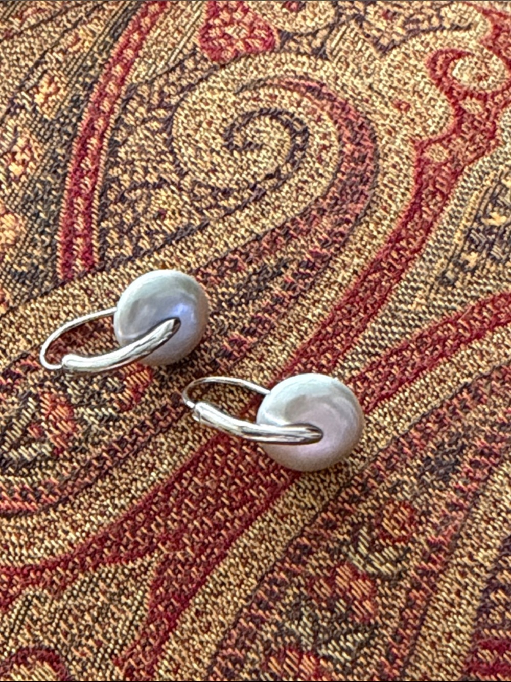 Exquisite delicate sterling silver pierced pearl earrings - Picture 11 of 11